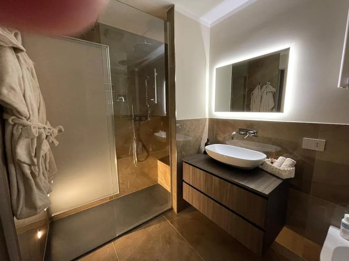 San Babila Prestigiosa Suite Milano Appartamento